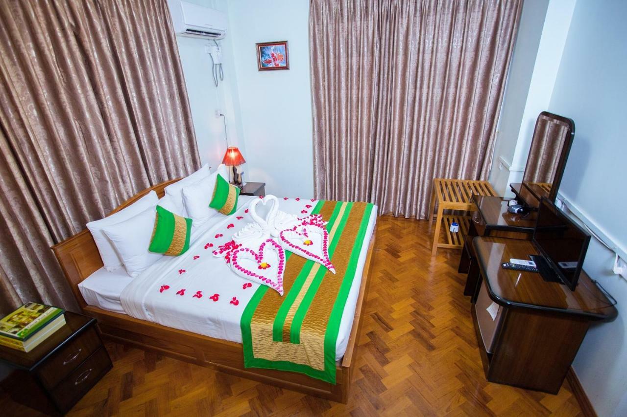 Great Feel Hotel Yangon Exterior foto